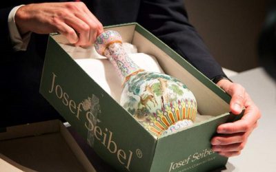Imperial Chinese vase in a shoebox