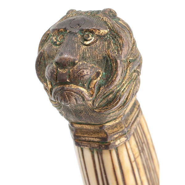 The knife's scabbard features an engraved lion, in reference to Bowie's nickname as the 'Lion of the West'