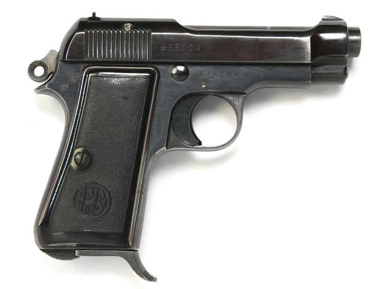 The Beretta pistol given to Elvis by retired U.S Army General Omar Bradley 