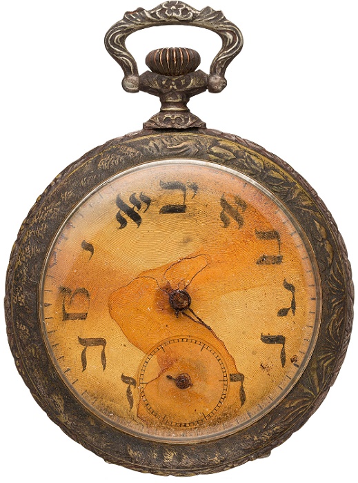 Sinai Kantor’s pocket watch was recovered with his body eight days after the Titanic sank 
