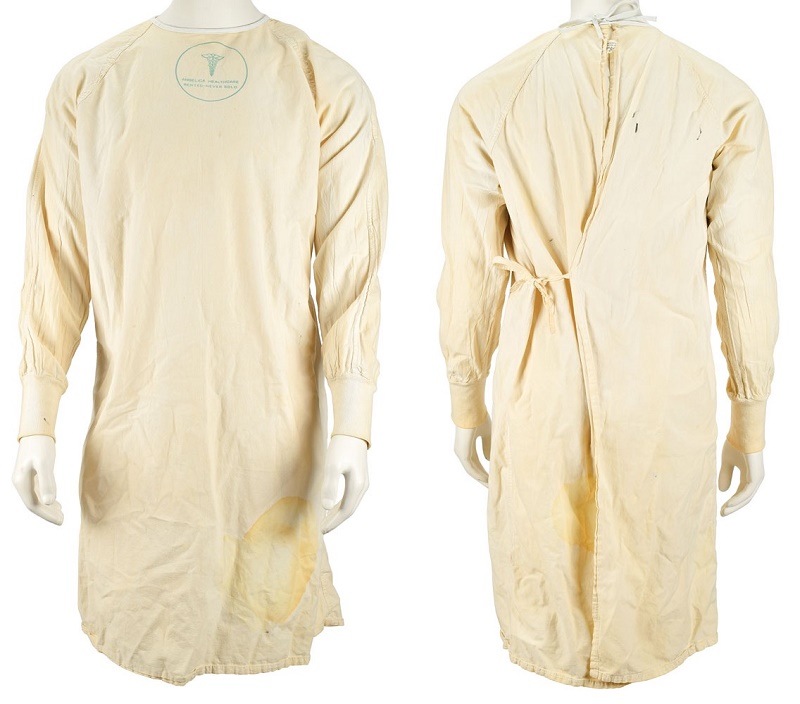 Kurt cobain clothes auction hotsell