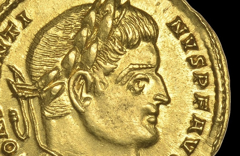 "Perfect" Roman gold coin found with metal detector after 1,700 years