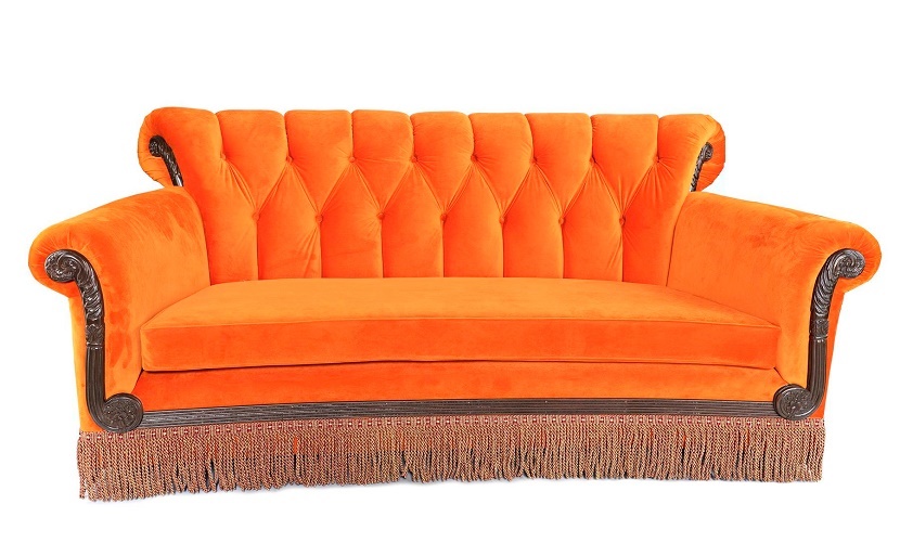 A limited-edition reproduction of the Central Perk couch (Image: Prop Store)