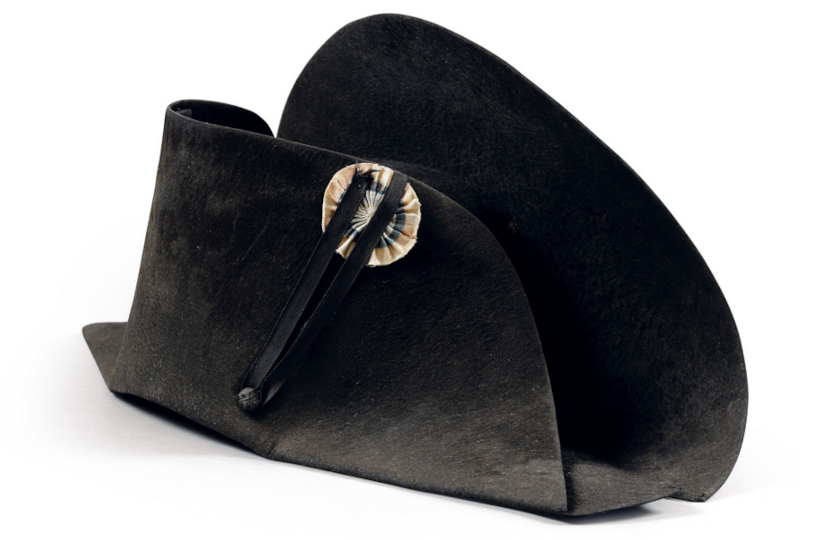 Napoleon&amp;#39;s bicorne hat sells for $1.4 million at Sotheby&amp;#39;s