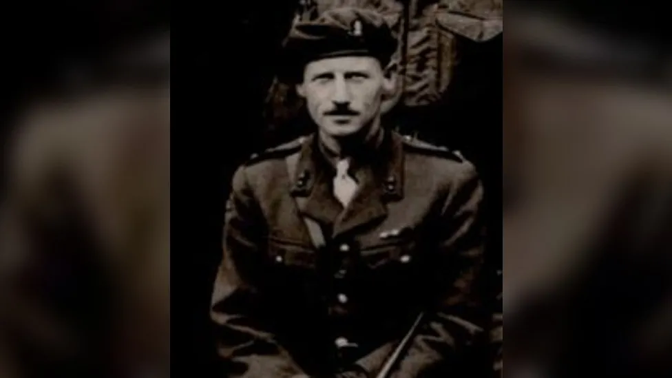 Sir Mark Henniker, a founding member of the British 1st Airborne Division