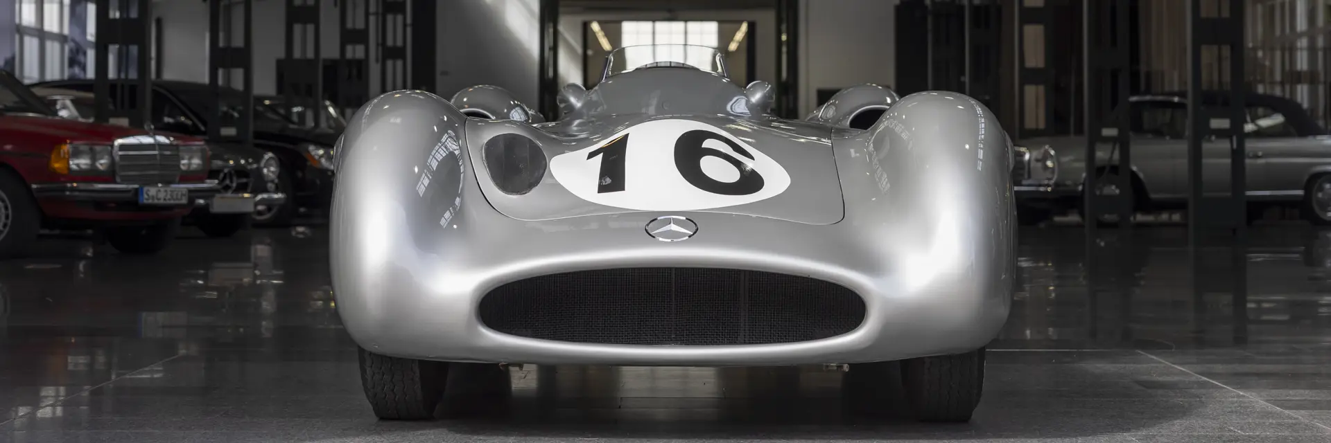 W 196 R: The Monza Streamliner