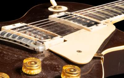 Oxblood Gibson Les Paul owned by Jeff Beck.