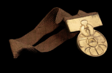 Medal of Yarvin prop from Star Wars Episode IV a New Hope.
