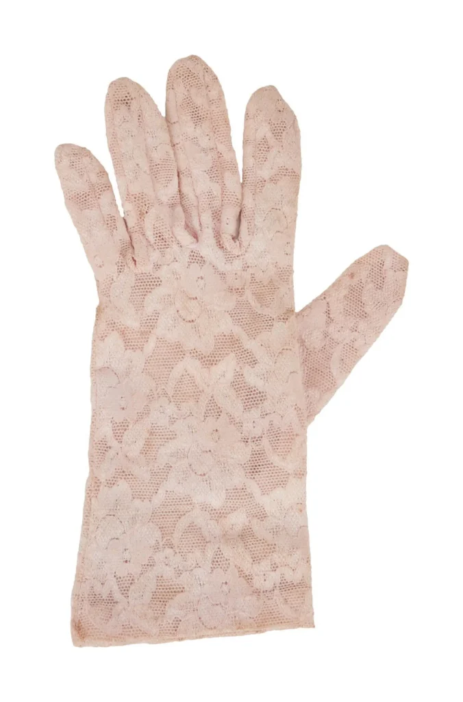 Glove worn on stage by Taylor Swift in the 2011 Speak Now tour.