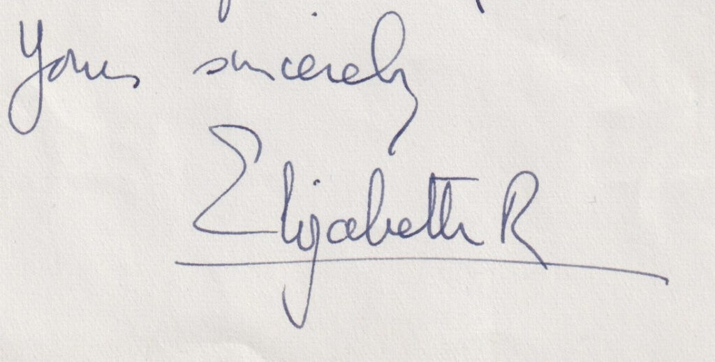 Signature of Queen Elizabeth II from 1952. 