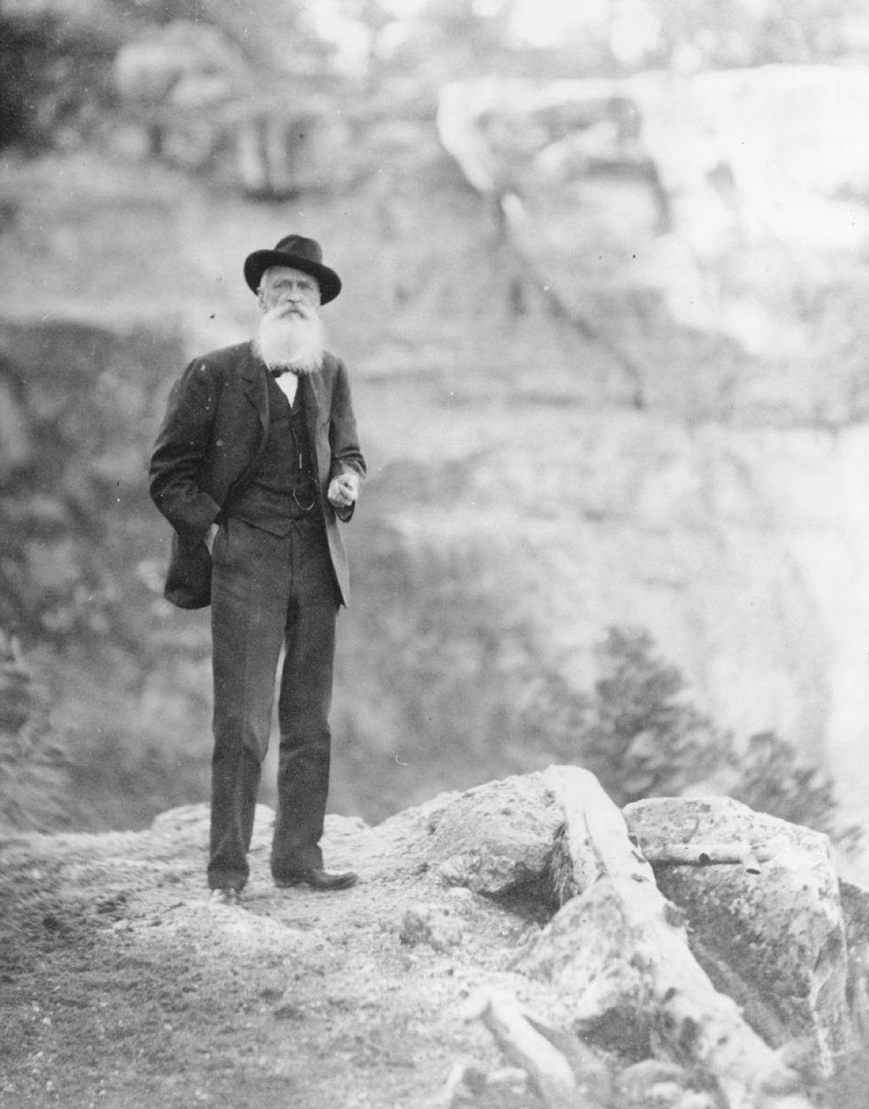 Thomas Moran at the Grand Canyon, circa 1909