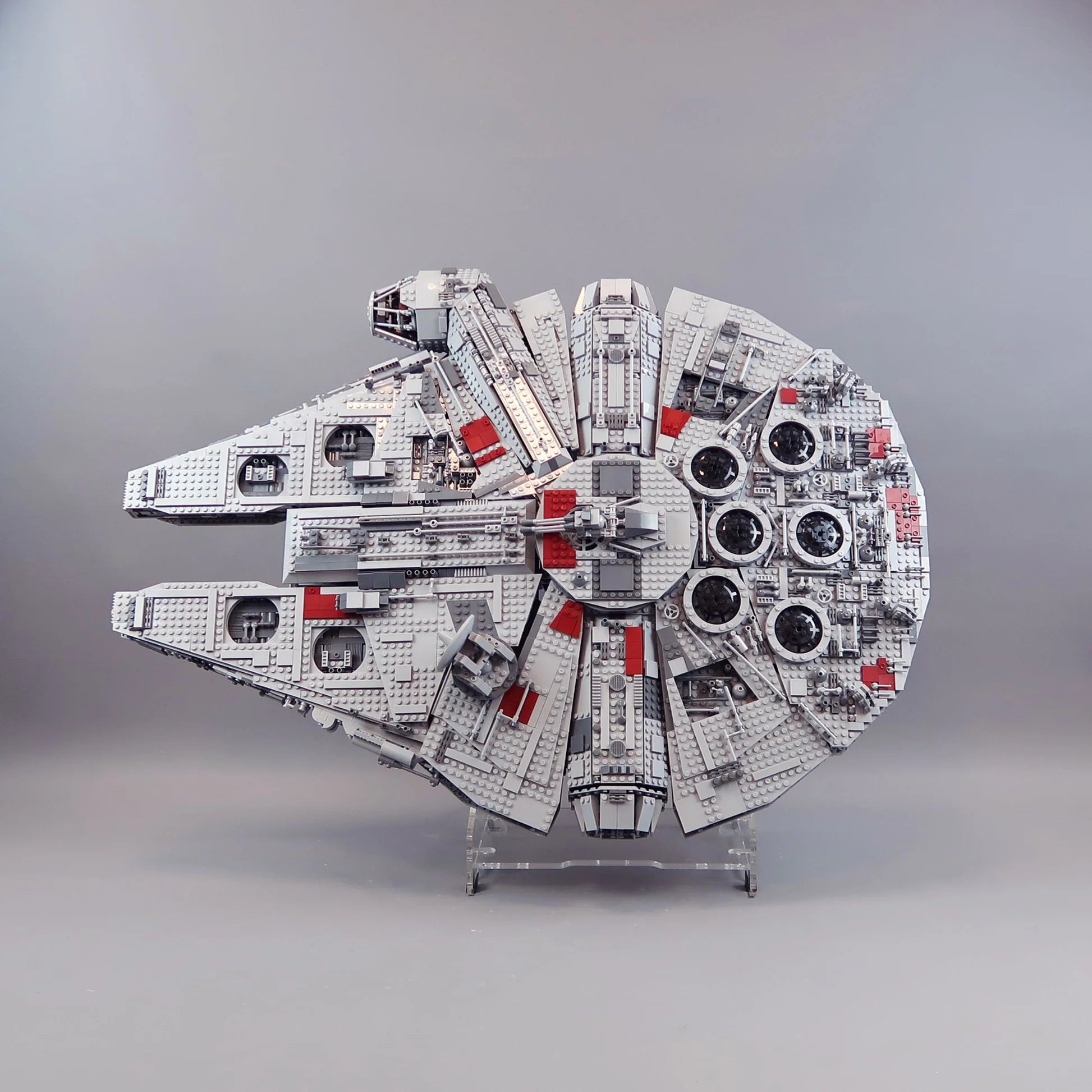 2007 LEGO 10179 Ultimate Collector's Millennium Falcon set