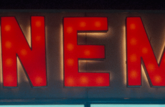 Movie replicas vs original film props: how to tell the difference?