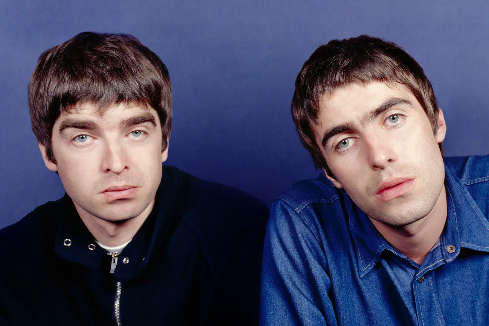 Oasis band memorabilia: Where to buy (7 recommended dealers and auctioneers)